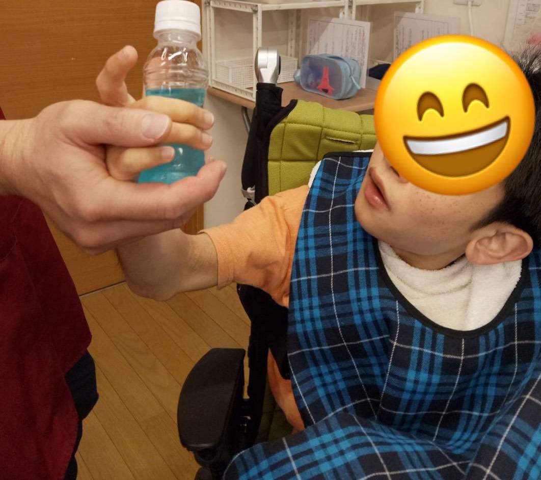 ゼリーを振る